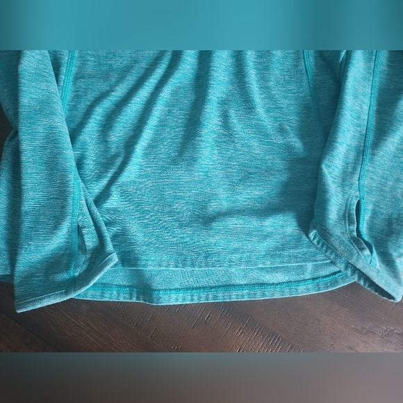 Sm Teal North Face Quarter Zip With Thumb Loopholes - Picture 5 of 8